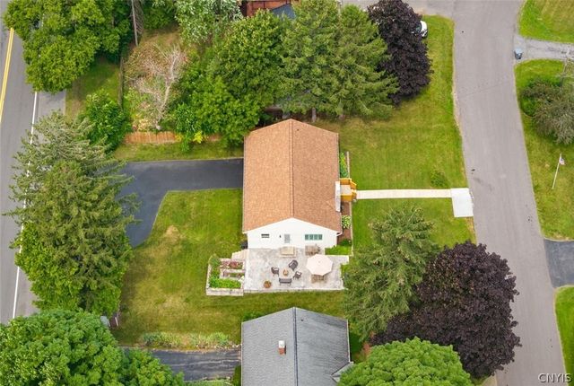 22 Kevan Circle, Manlius, NY 13104