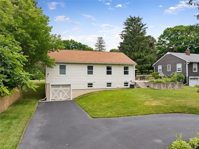 22 Kevan Circle, Manlius, NY 13104