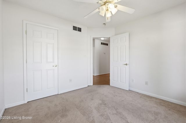 7115 Alma June Way, Louisville, KY 40228