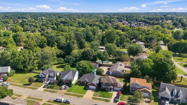 7115 Alma June Way, Louisville, KY 40228