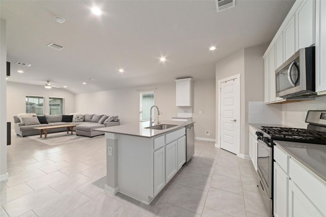 7615 Rainham Valley Lane, Richmond, TX 77407