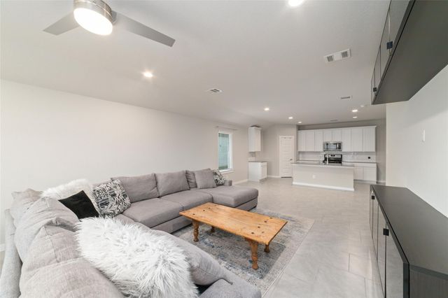 7615 Rainham Valley Lane, Richmond, TX 77407