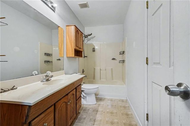 1305 Cedar Oak Lane, Lawrenceville, GA 30043