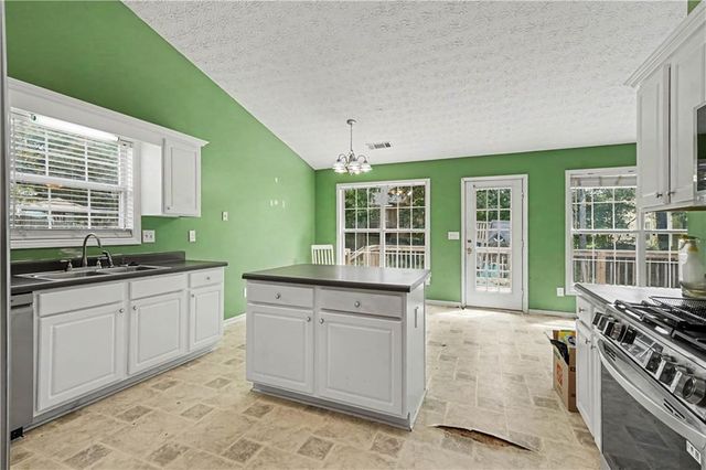 1305 Cedar Oak Lane, Lawrenceville, GA 30043