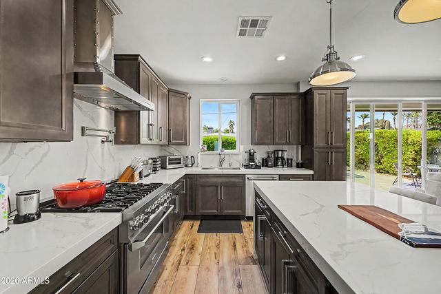 4136 E GLENROSA Avenue, Phoenix, AZ 85018