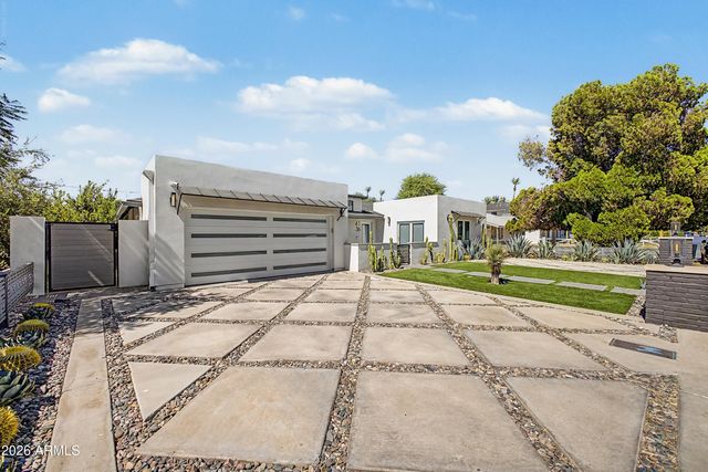 4136 E GLENROSA Avenue, Phoenix, AZ 85018