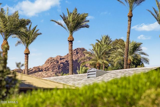 4136 E GLENROSA Avenue, Phoenix, AZ 85018