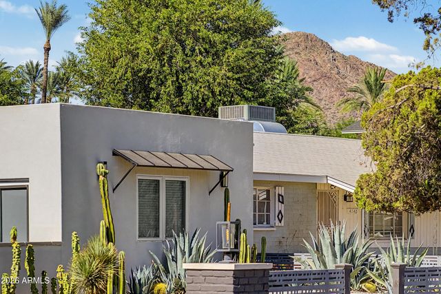 4136 E GLENROSA Avenue, Phoenix, AZ 85018