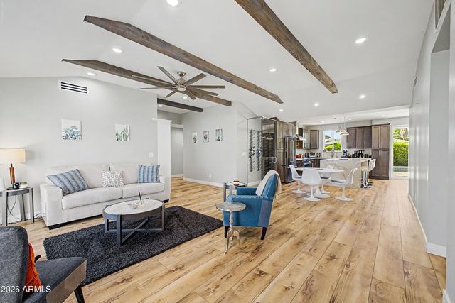 4136 E GLENROSA Avenue, Phoenix, AZ 85018