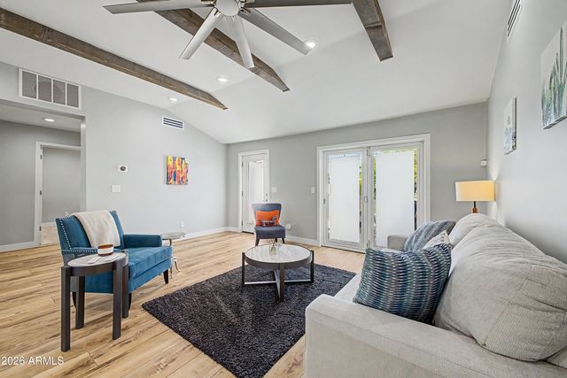 4136 E GLENROSA Avenue, Phoenix, AZ 85018