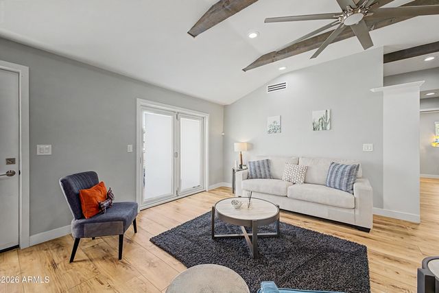 4136 E GLENROSA Avenue, Phoenix, AZ 85018