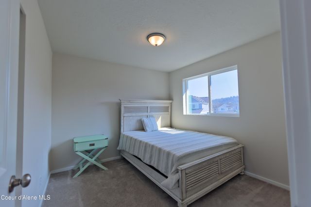 24378 E Harrier Ln, Liberty Lake, WA 99019