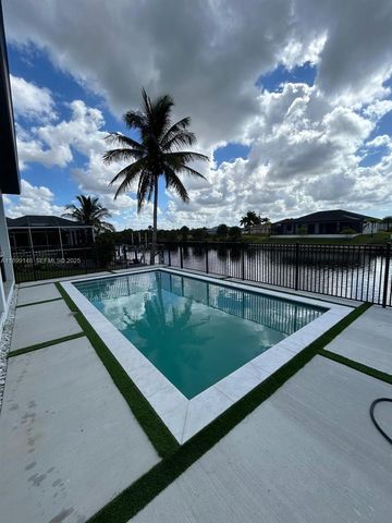 4116 NW 36th Lane, Cape Coral, FL 33993