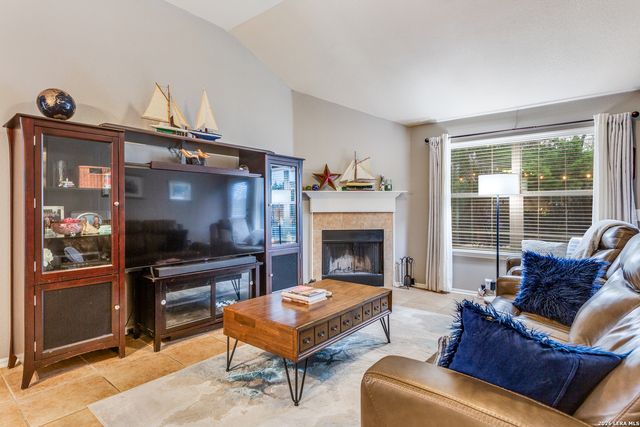 15606 Robin View, San Antonio, TX 78255