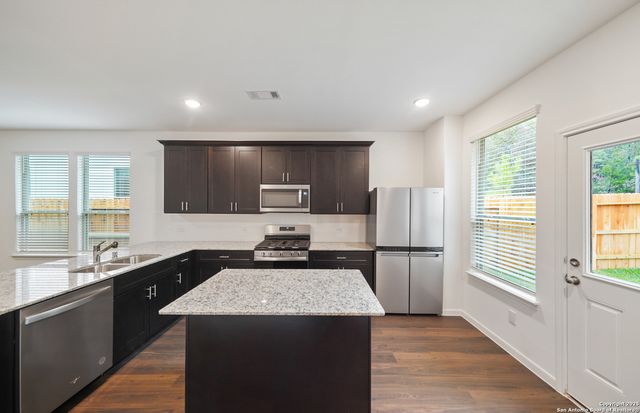 11718 Red Burro, San Antonio, TX 78254