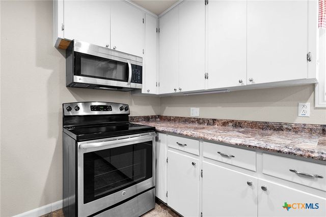 818 Mary Boulevard, New Braunfels, TX 78130