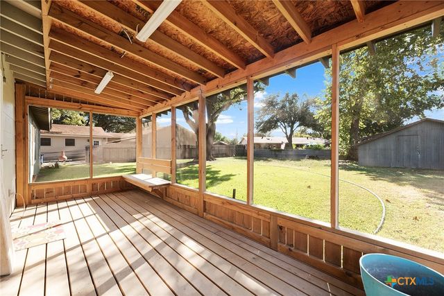 818 Mary Boulevard, New Braunfels, TX 78130