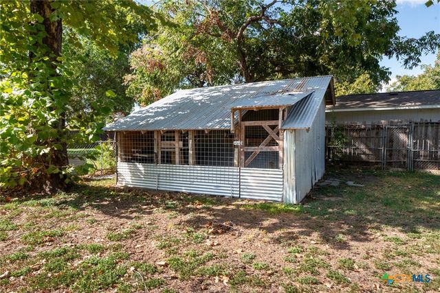 818 Mary Boulevard, New Braunfels, TX 78130