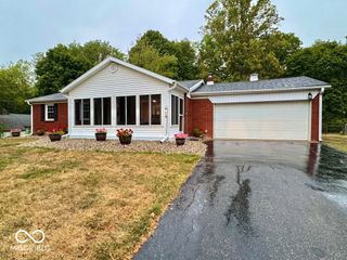 708 N Fairoaks Drive, New Castle, IN 47362