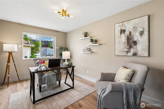 5417 156th Avenue Ct E, Sumner, WA 98390