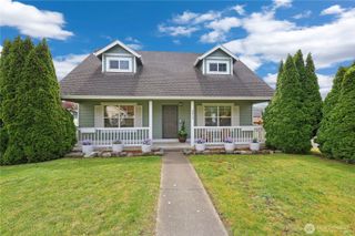 5417 156th Avenue Ct E, Sumner, WA 98390