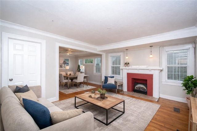5331 Charlotte Street, Kansas City, MO 64110