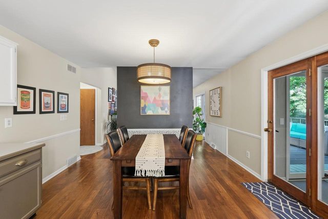 423 Butternut Drive, Oregon, WI 53575