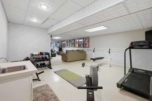 423 Butternut Drive, Oregon, WI 53575