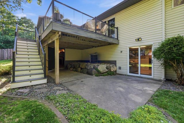 423 Butternut Drive, Oregon, WI 53575
