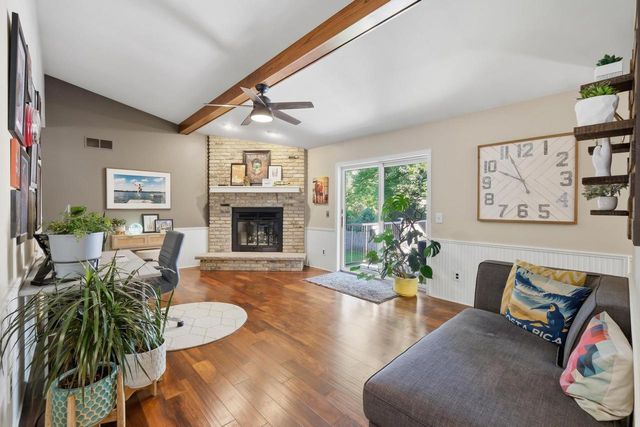 423 Butternut Drive, Oregon, WI 53575
