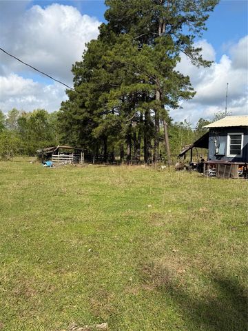 281 Road 3017b, Dayton, TX 77535