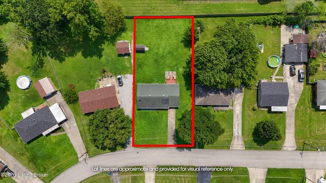 6412 South Dr, Louisville, KY 40272