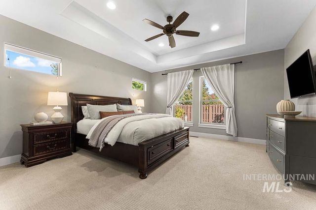 3208 S Fox Leash Ave, Eagle, ID 83616