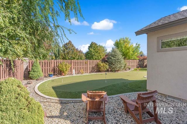 3208 S Fox Leash Ave, Eagle, ID 83616
