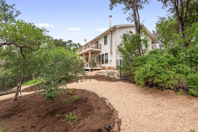 307 E Nautilus Ave, Lakeway, TX 78738