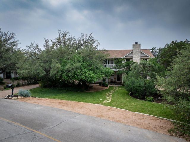 307 E Nautilus Ave, Lakeway, TX 78738