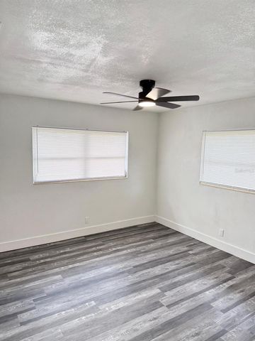 2534 W FERN STREET, Tampa, FL 33614