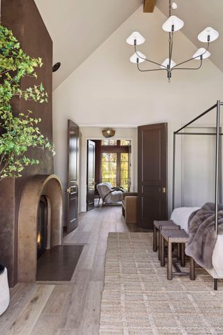 2295 Tamarack Drive, Medina, MN 55356