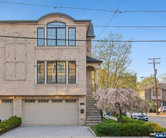 1547 13th Street, Fort Lee, NJ 07024