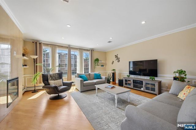 1547 13th Street, Fort Lee, NJ 07024