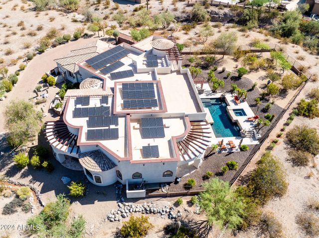 9233 S KRISTA Drive E, Goodyear, AZ 85338