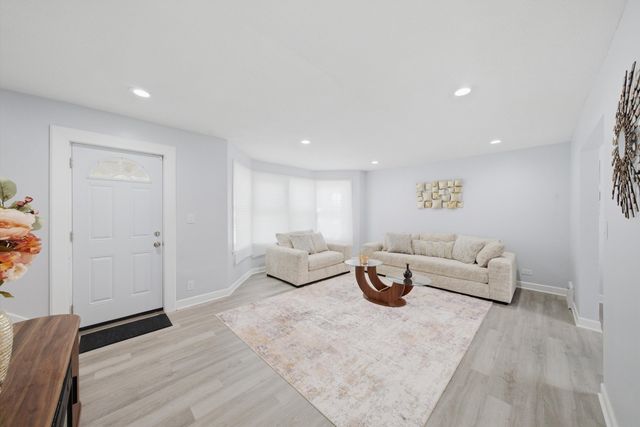 1130 156th Place, Calumet City, IL 60409