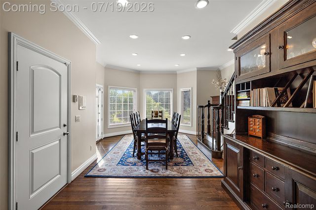 1370 Fieldway Drive, Bloomfield Charter Township, MI 48302