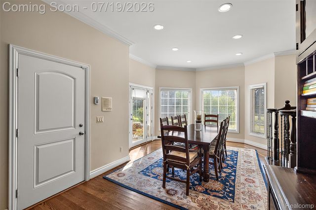 1370 Fieldway Drive, Bloomfield Charter Township, MI 48302