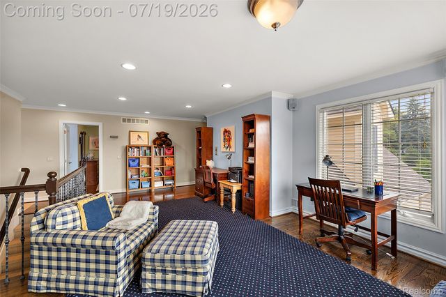 1370 Fieldway Drive, Bloomfield Charter Township, MI 48302