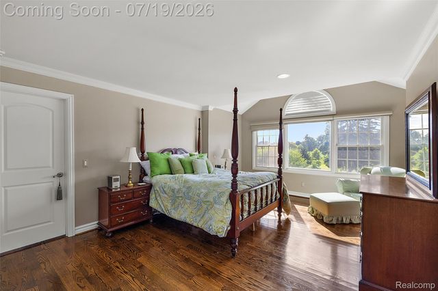 1370 Fieldway Drive, Bloomfield Charter Township, MI 48302
