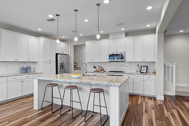 4120 Vittorio Drive, Roseville, CA 95661