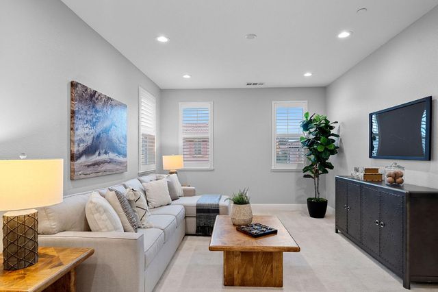 4120 Vittorio Drive, Roseville, CA 95661