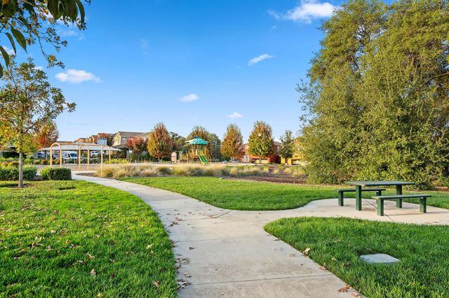 4120 Vittorio Drive, Roseville, CA 95661