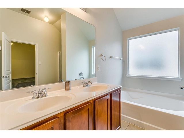 12128 Tacoma Ridge Drive, Fort Worth, TX 76244